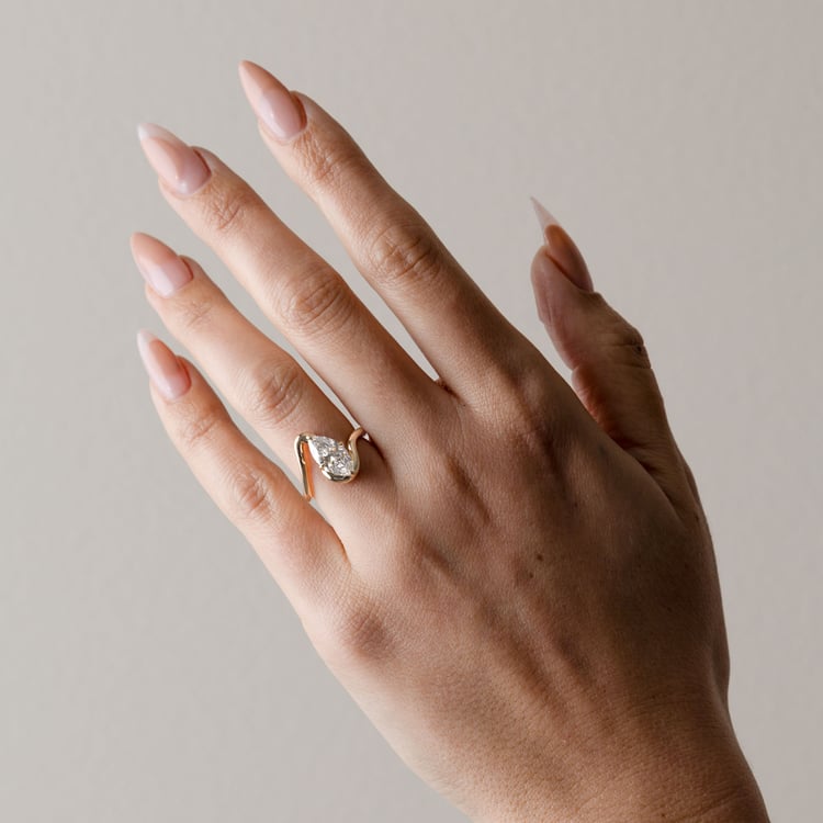 Lyra Marquise in 14k Yellow Gold – view 4