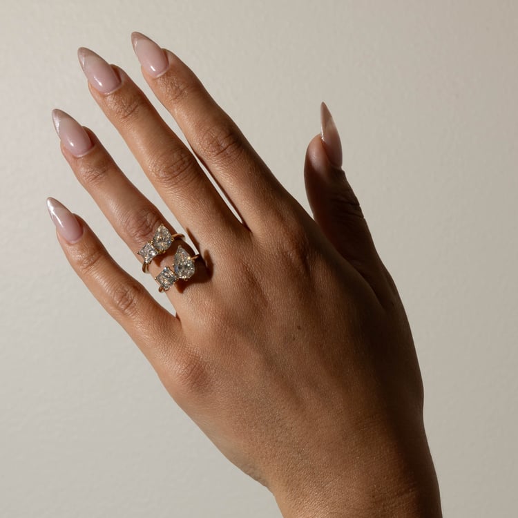 Vivi Grand Pear and Princess in 14k Yellow Gold – view 7