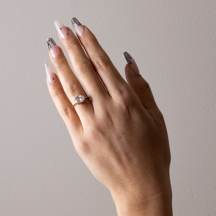 August Oval in 14k Yellow Gold – view 7