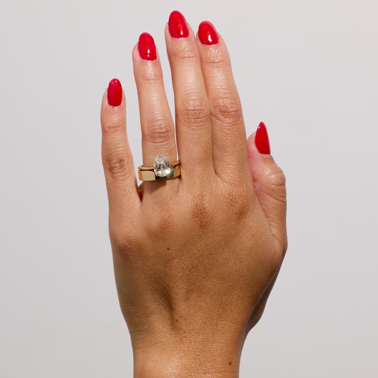 Grace Pear Solitaire