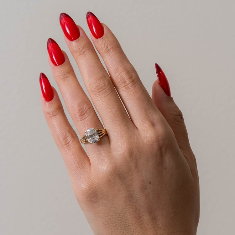 Scarlett Antique Cushion Solitaire