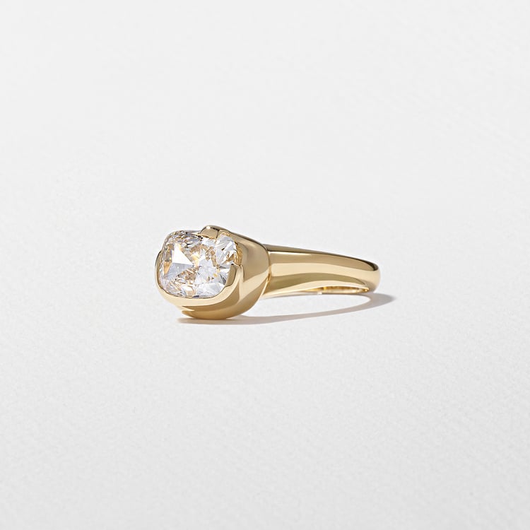 Gaia Cushion-Cut in 14k Yellow Gold – view 2