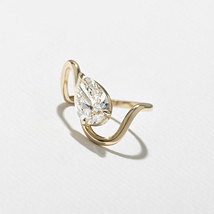 Stella Pear in 14k Yellow Gold – view 2