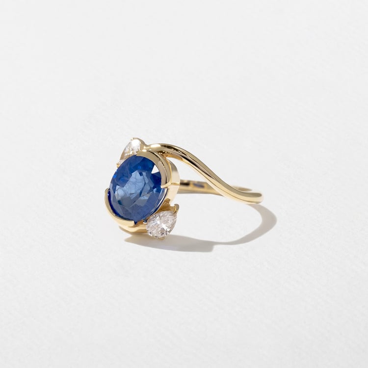 Gemma Sapphire Oval 3.09ct Blue Sapphire