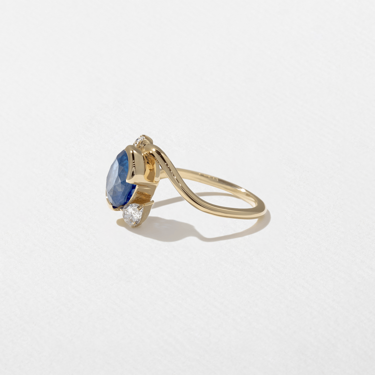 Gemma Sapphire Oval 3.09ct Blue Sapphire