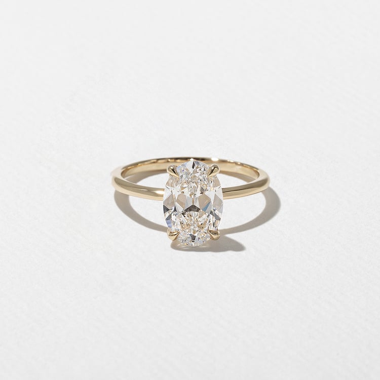 Grace Antique Oval in 18k Yellow Gold