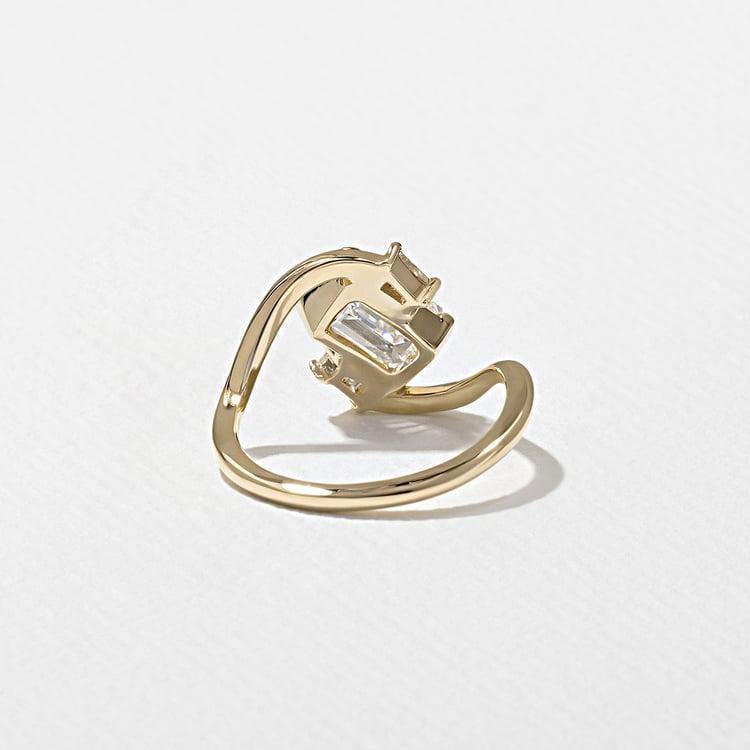 Gemma Emerald-Cut in 14k Yellow Gold – view 4