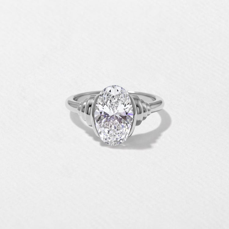 Monet Oval in 18k White Gold