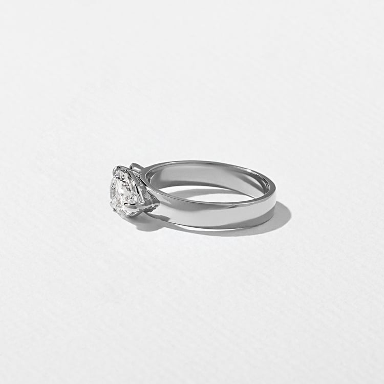 Henri Pear in 18k White Gold – view 3