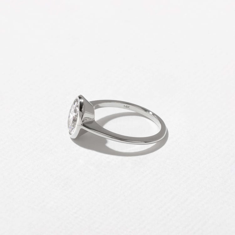 Bailey Oval Solitaire in 14k White Gold – view 3