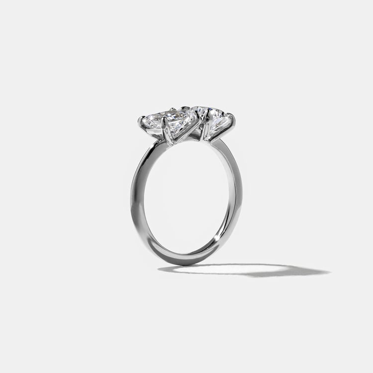 Vivi Pear and Princess in 18k White Gold – view 5