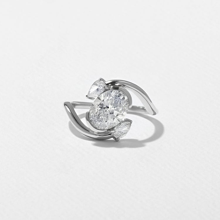 Gemma Oval in 14k White Gold