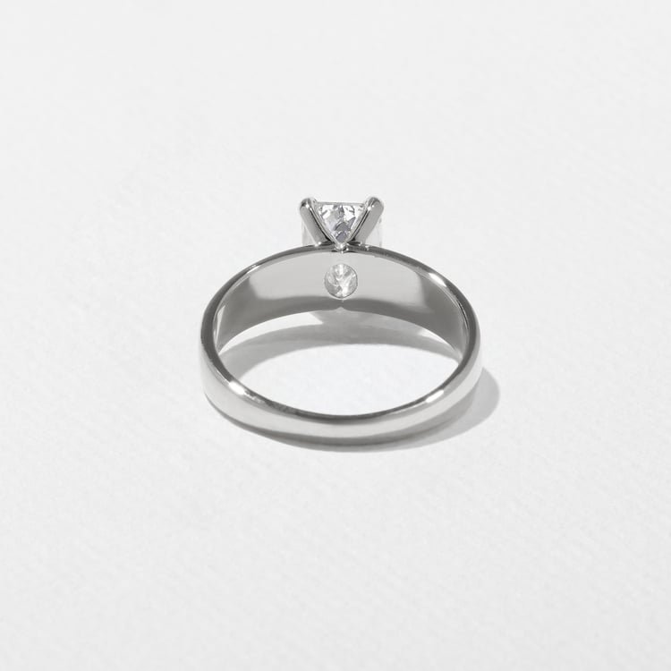 Nova Emerald-Cut in 18k White Gold – view 4