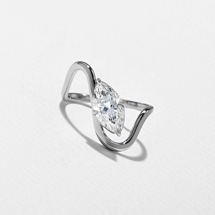 Stella Marquise in 18k White Gold