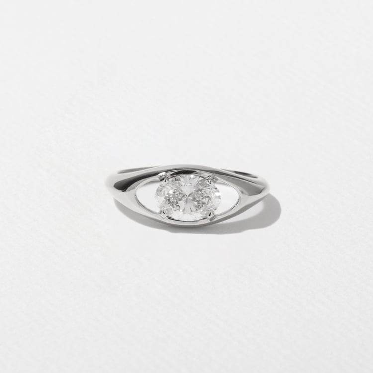Monroe Oval Mini in 14k White Gold