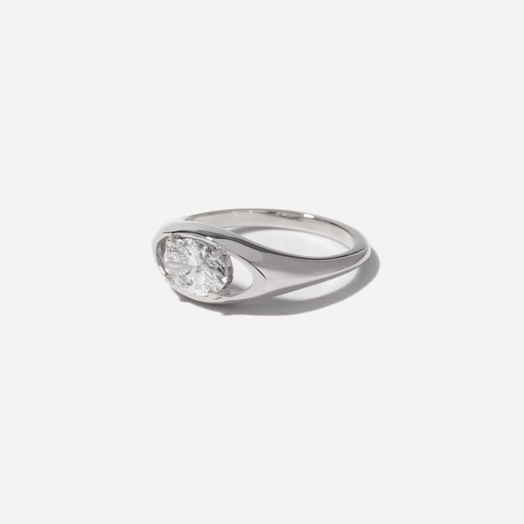 Monroe Oval Mini in 14k White Gold – view 2