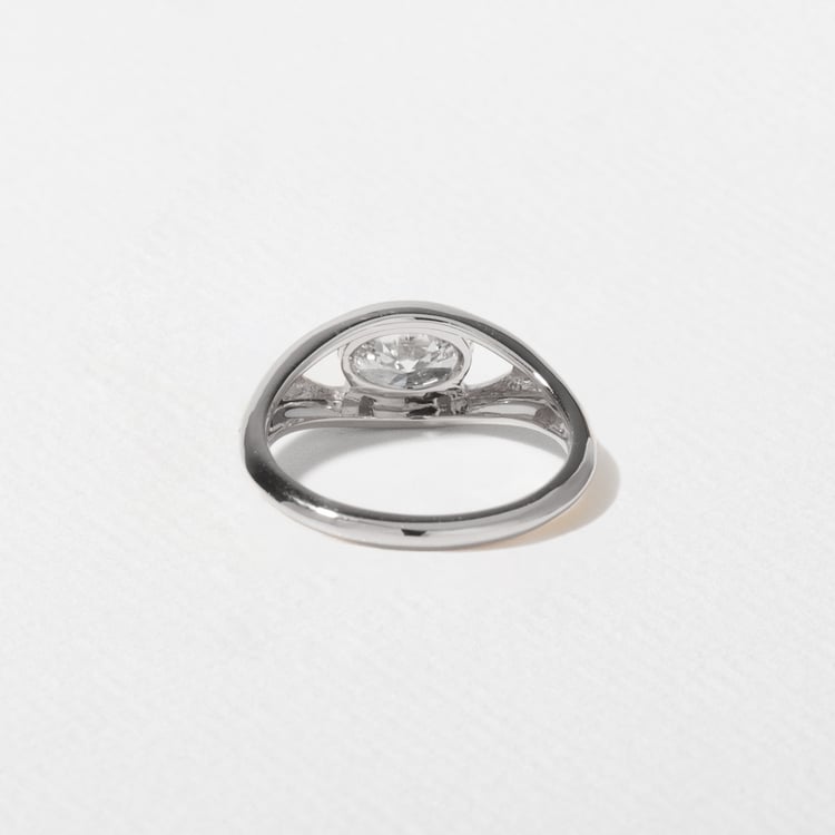 Monroe Oval Mini in 14k White Gold – view 4