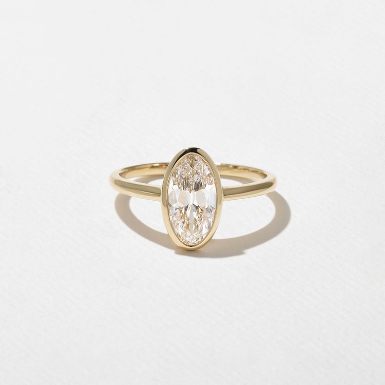 Bailey Antique Oval in 18k Yellow Gold