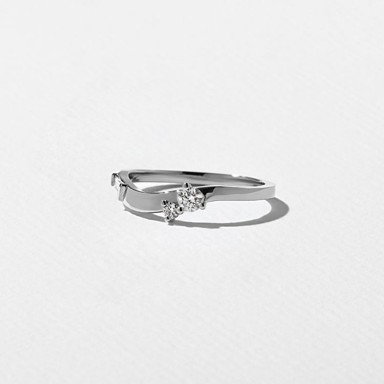 Pine in 18k White Gold – view 2