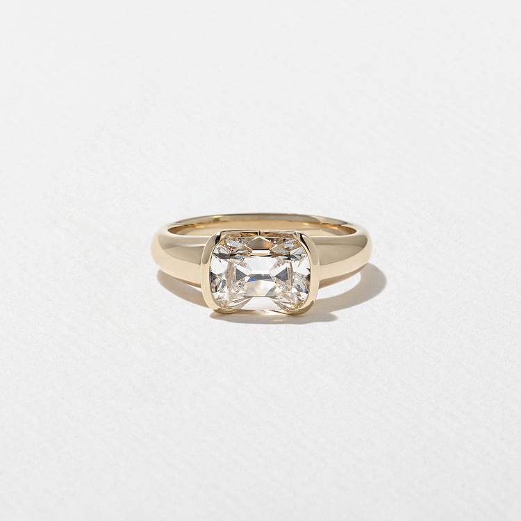 Esme Antique Cushion in 18k Yellow Gold