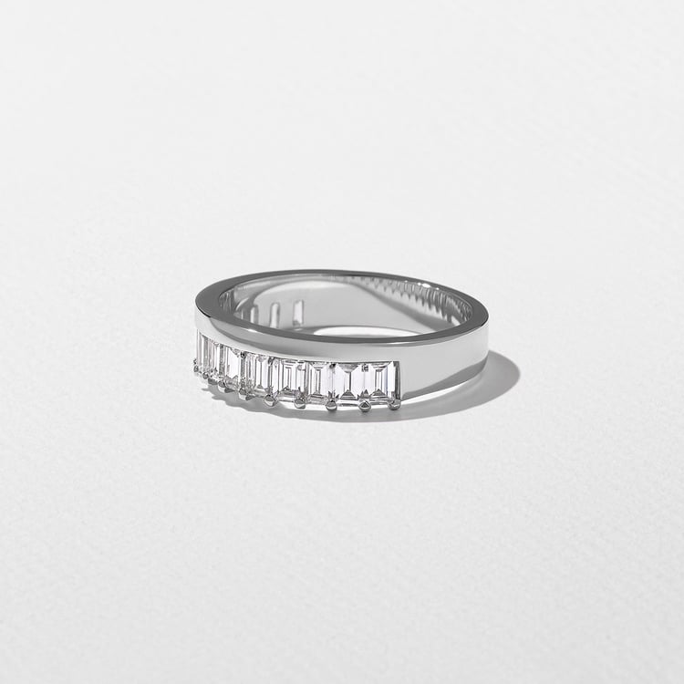 Cypress in Platinum – view 2