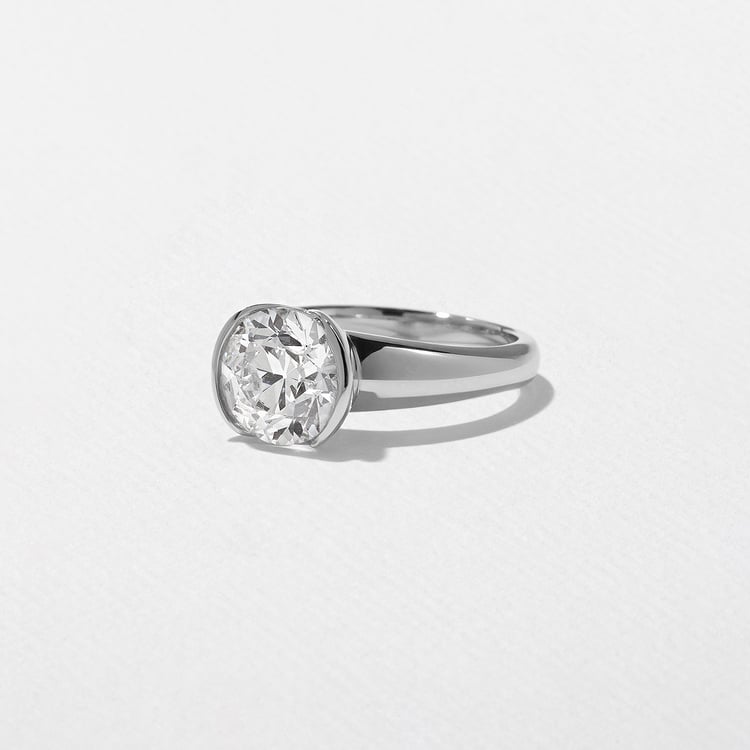 Esme Antique Round in 18k White Gold – view 2