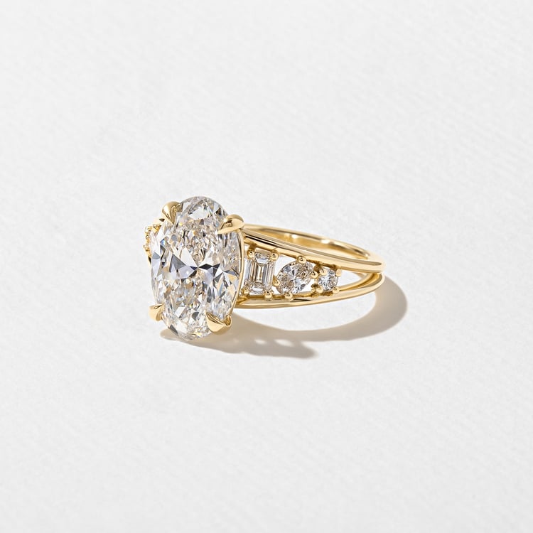 Marni Oval Solitaire
