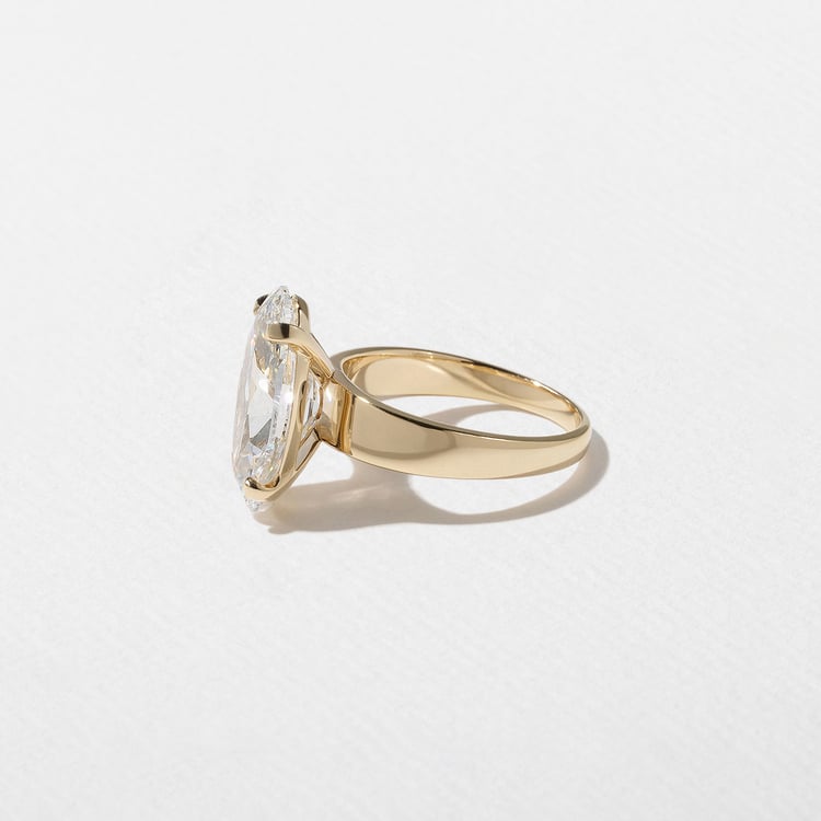 Nova Antique Oval
