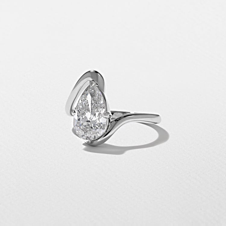 Lyra Pear in 14k White Gold – view 2