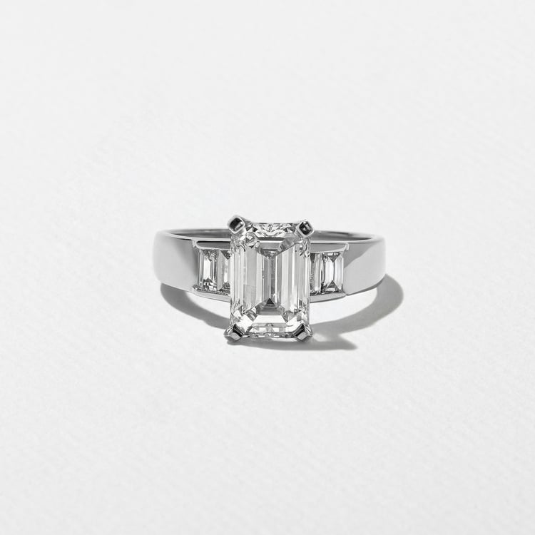 Nova Emerald-Cut in Platinum