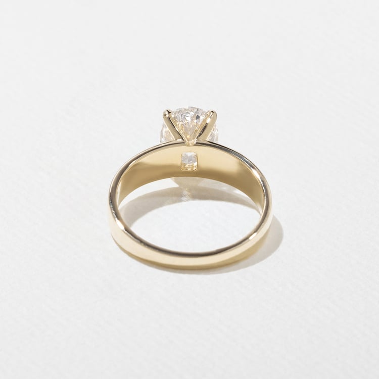 Nova Oval in 18k Yellow Gold – view 4