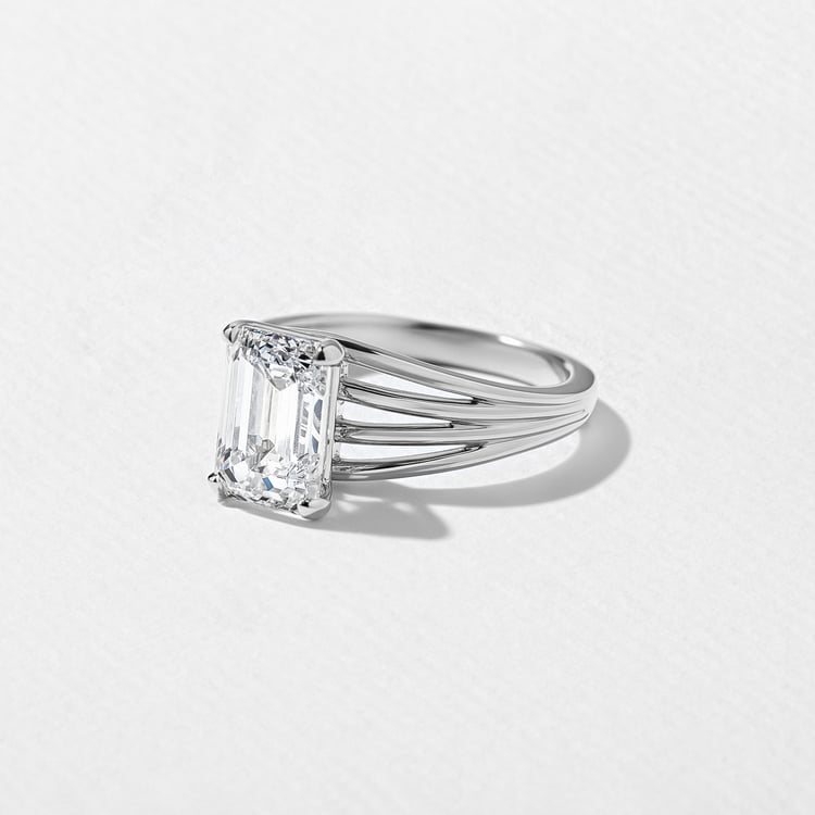 Scarlett Emerald-Cut Solitaire in 18k White Gold – view 2