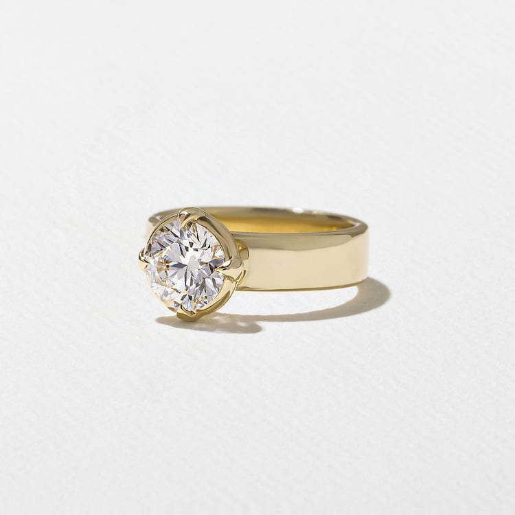 Reid Round in 18k Yellow Gold – view 2
