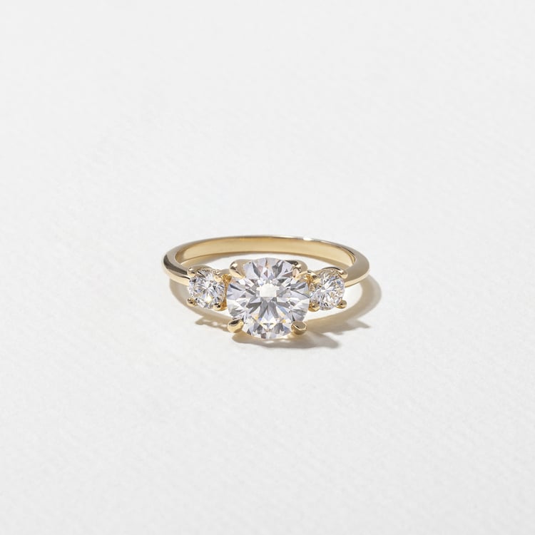 Trey Round in 18k Yellow Gold