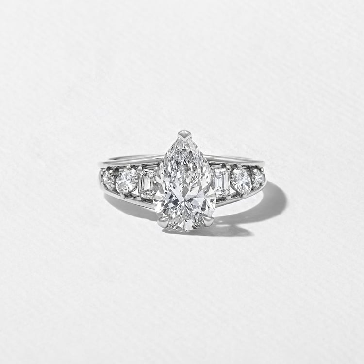 Marni Pear Solitaire in 18k White Gold