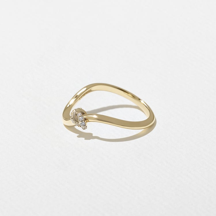 Knot in 14k Yellow Gold – view 3