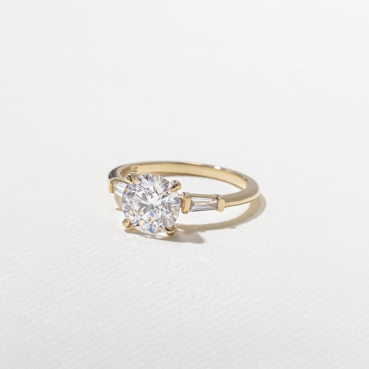 Trey Round  in 14k Yellow Gold – view 2