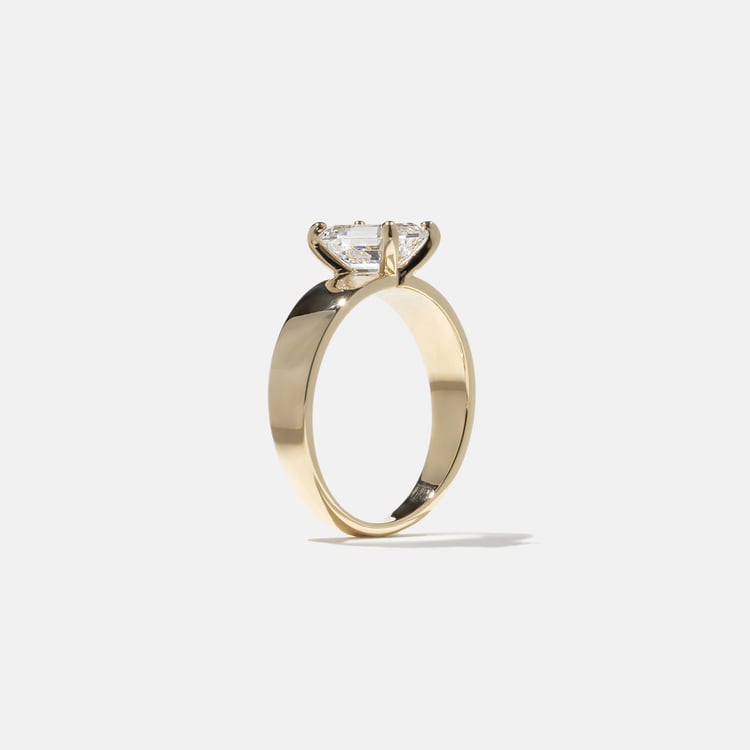 Nova Emerald-Cut in 18k Yellow Gold – view 5
