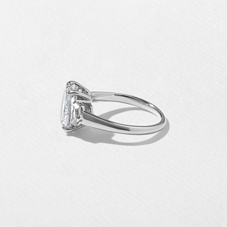Blair Oval in Platinum – view 3