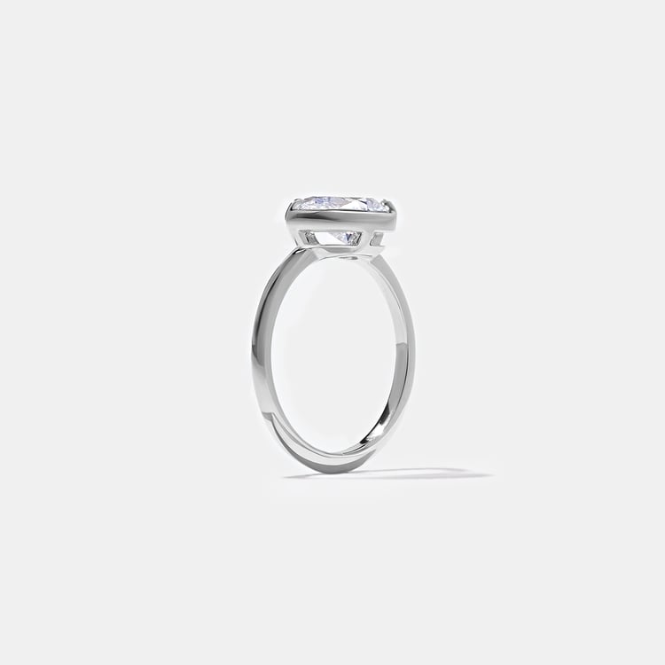 August Pear in Platinum – view 5