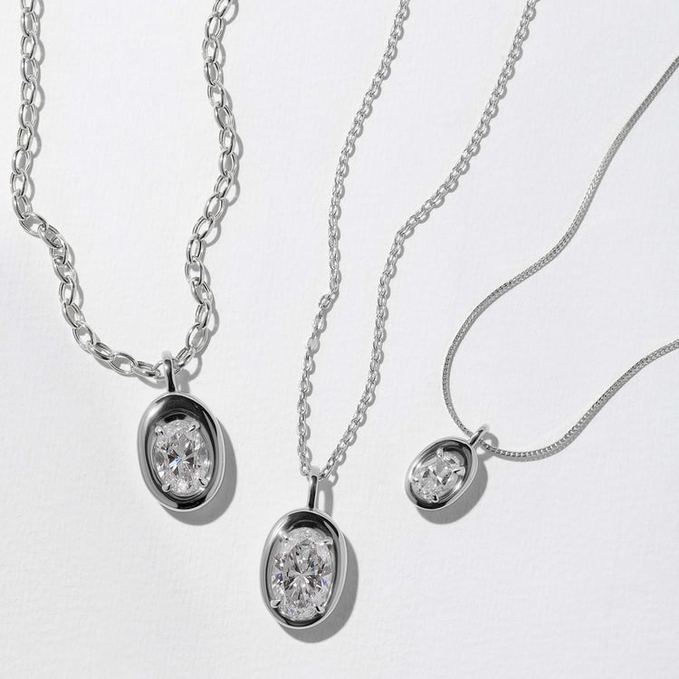Delphi Oval XL Necklace in 14k White Gold – view 4