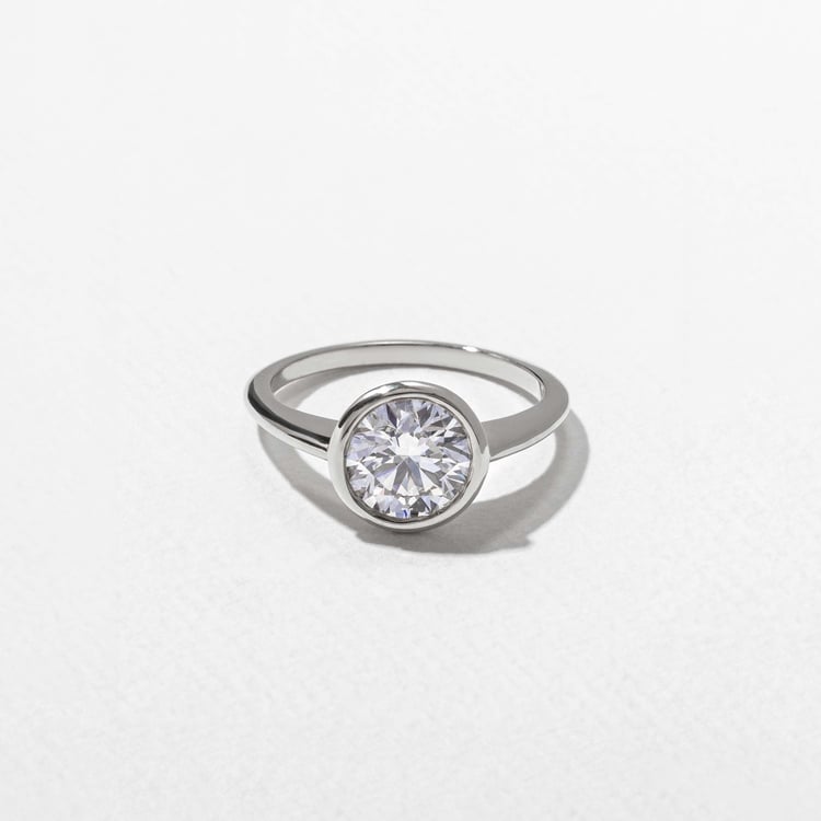 Bailey Round Solitaire in Platinum