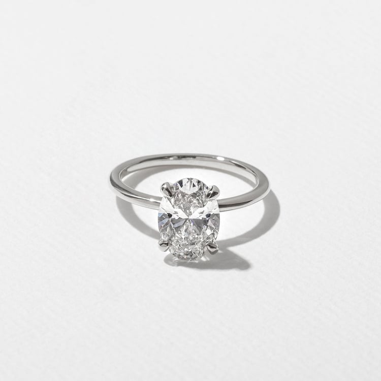 Grace Oval Solitaire in Platinum