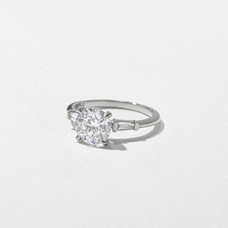 Trey Round  in 18k White Gold – view 2