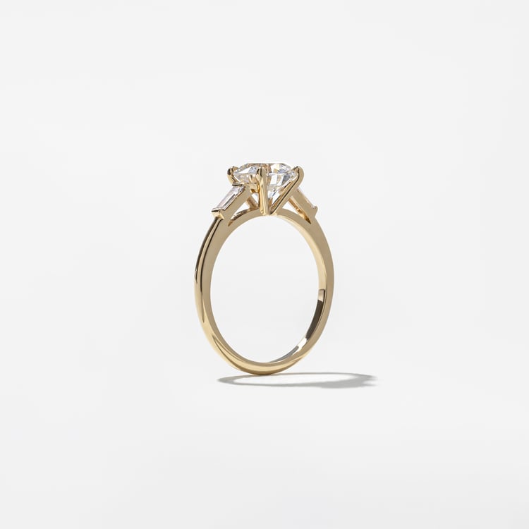 Eve Round in 14k Yellow Gold – view 5