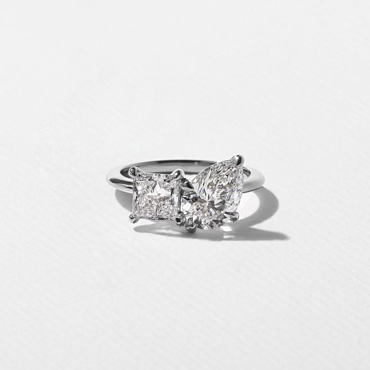 Vivi Pear and Princess in Platinum
