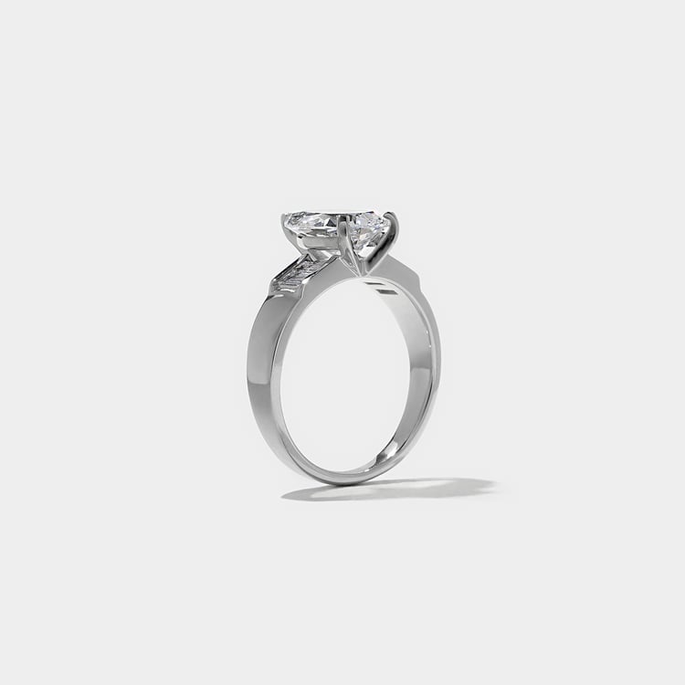 Nova Pear in Platinum – view 5