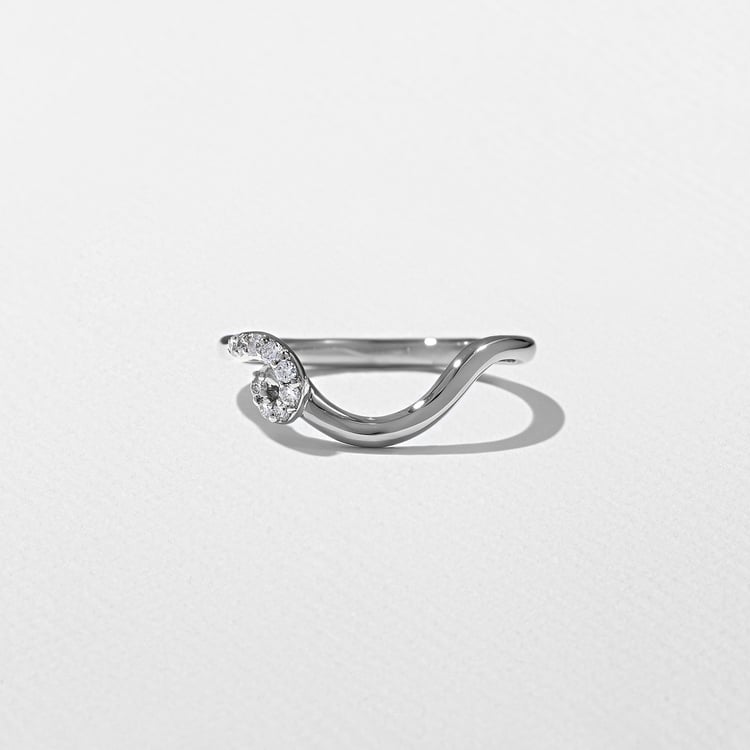 Twist with Pavé in 18k White Gold