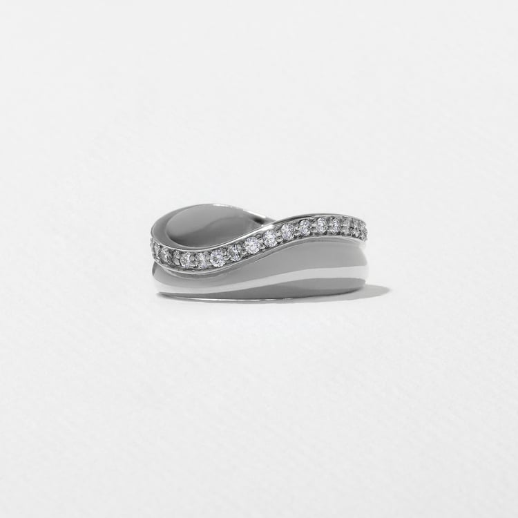 Aura in 18k White Gold