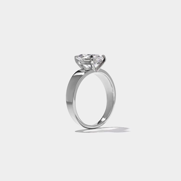 Nova Pear in 18k White Gold – view 5